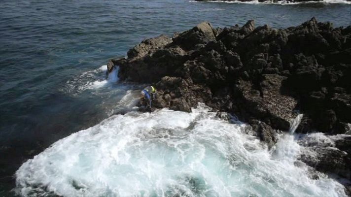 España a ras de cielo - Los percebeiros