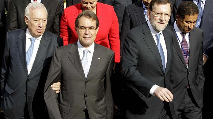 Salundo entre Rajoy y Mas