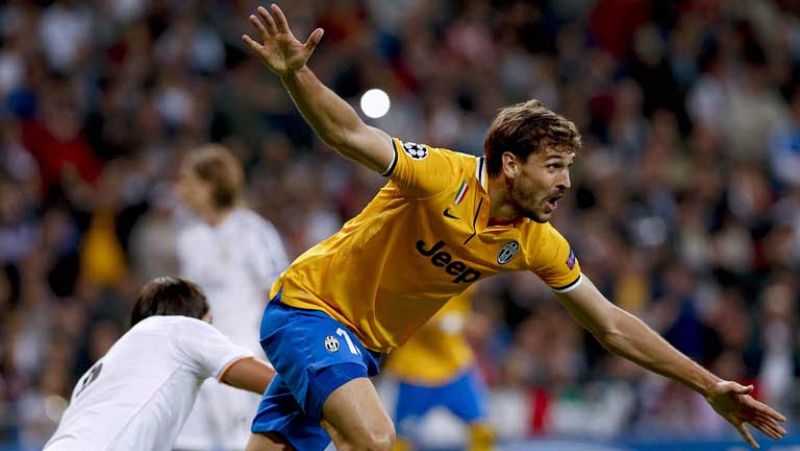 El delantero español de la Juventus, Fernando Llorente, ha marcado el gol del empate al Real Madrid en el minuto 22 de juego, tras un rechace de Casillas que detiene un disparo inicial de Pogba.