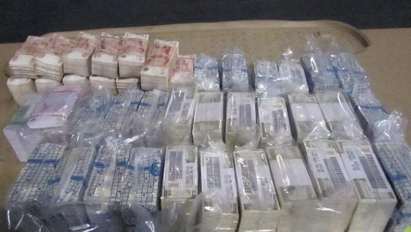 Aumenta la evasión de divisas en España