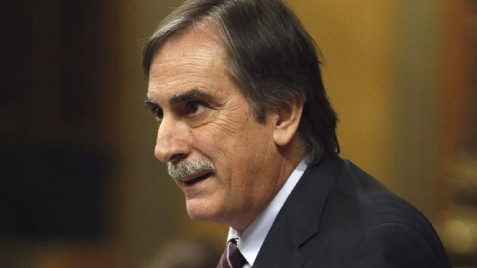 Valeriano Gómez: "falta mucho para una verdadera recuperación"