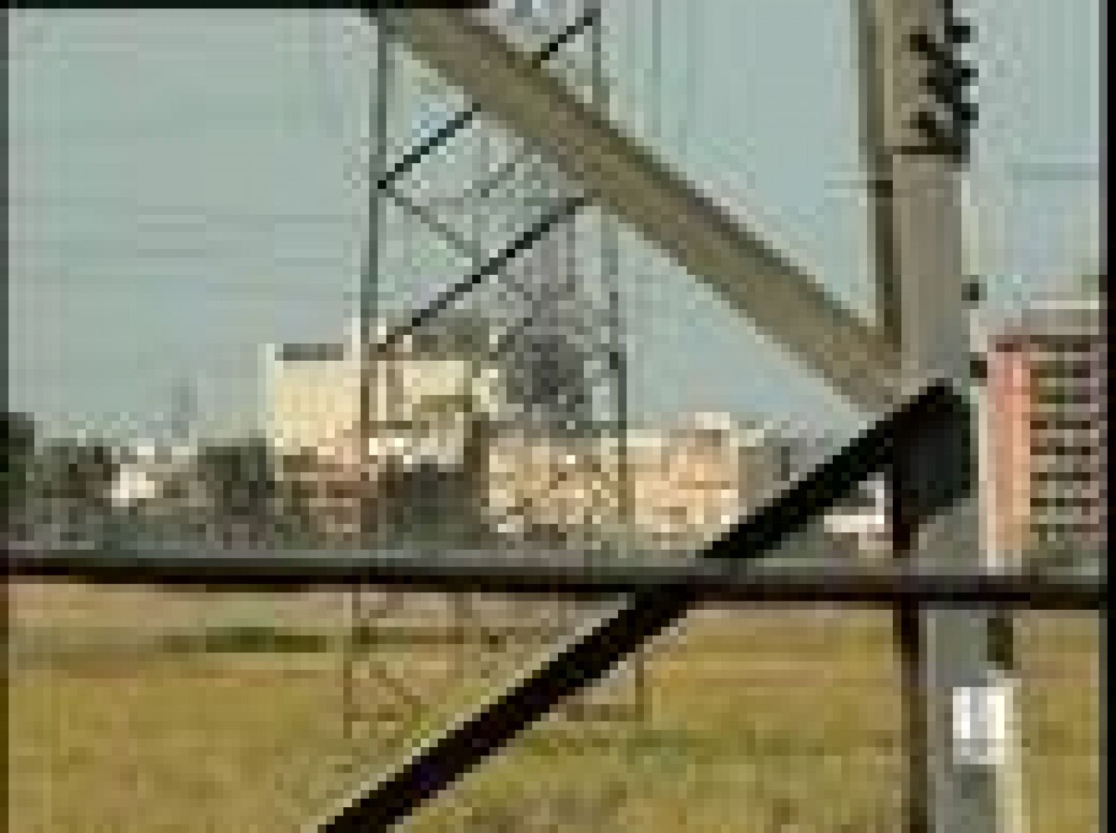 El Gobierno prepara un plan ahorro que podría abaratar la factura de petróleo en 5.000 millones de euros al año | Ver