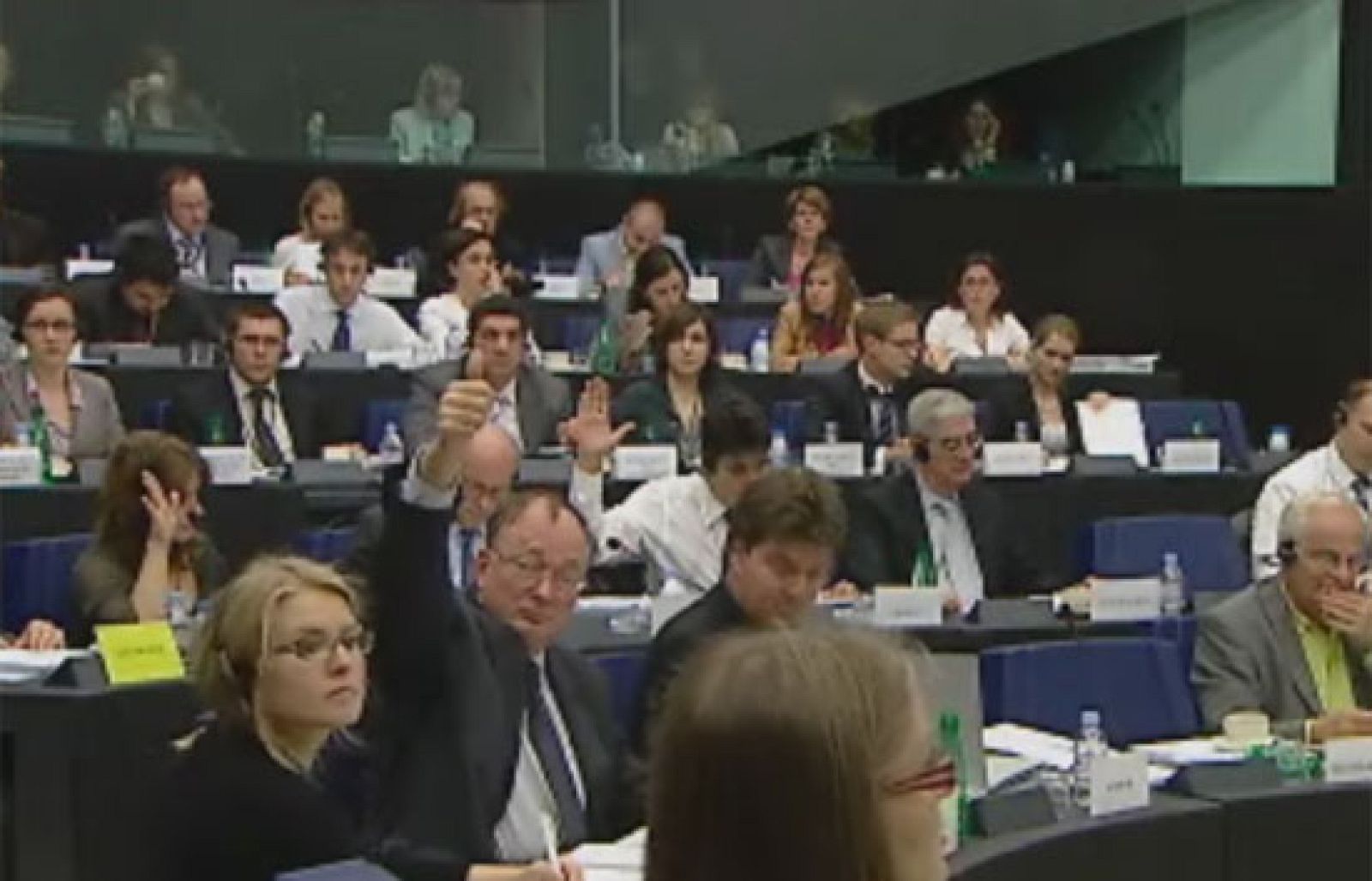 Enmiendas para controlar los contenidos ilegales de internet