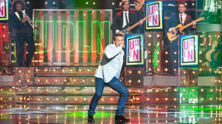 Uno de Los Nuestros - Santiago Vélez canta "La bamba"