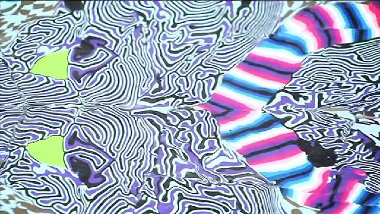 Cenotes. Geometrías de plastilina.