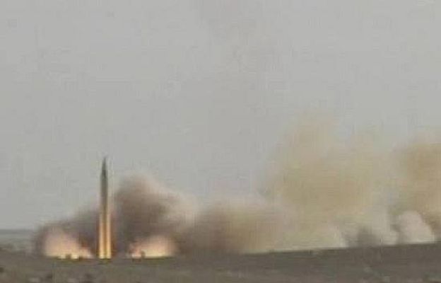  - Irán prueba misiles