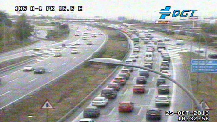 Telediario 1 - Atascos en Madrid por la lluvia