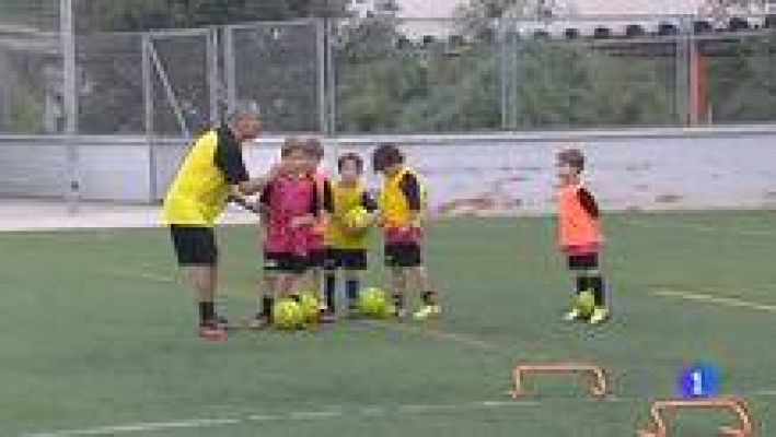 Estos pequeños aficionados también tienen su quiniela para el 'clásico'