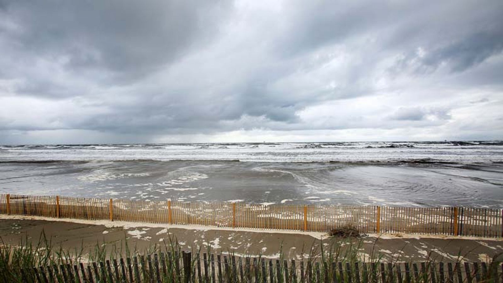 El tiempo: Lluvias generalizadas menos intensas y temperaturas suaves | RTVE Play