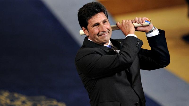 En el Real Club de Golf de San Sebastián, todos se sienten muy orgullosos de José Mari Olazabal. Aquí descubrió su afición a este deporte desde muy pequeño, al vivir dentro del recinto, ya que su padre trabajaba como cuidador del Gof. 