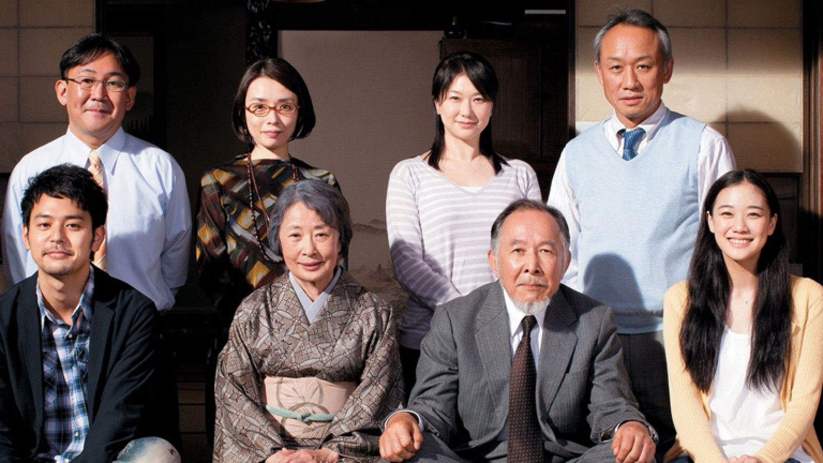 Informativo 24h: Una familia en Tokio, Espiga de Oro en la Seminci | RTVE Play