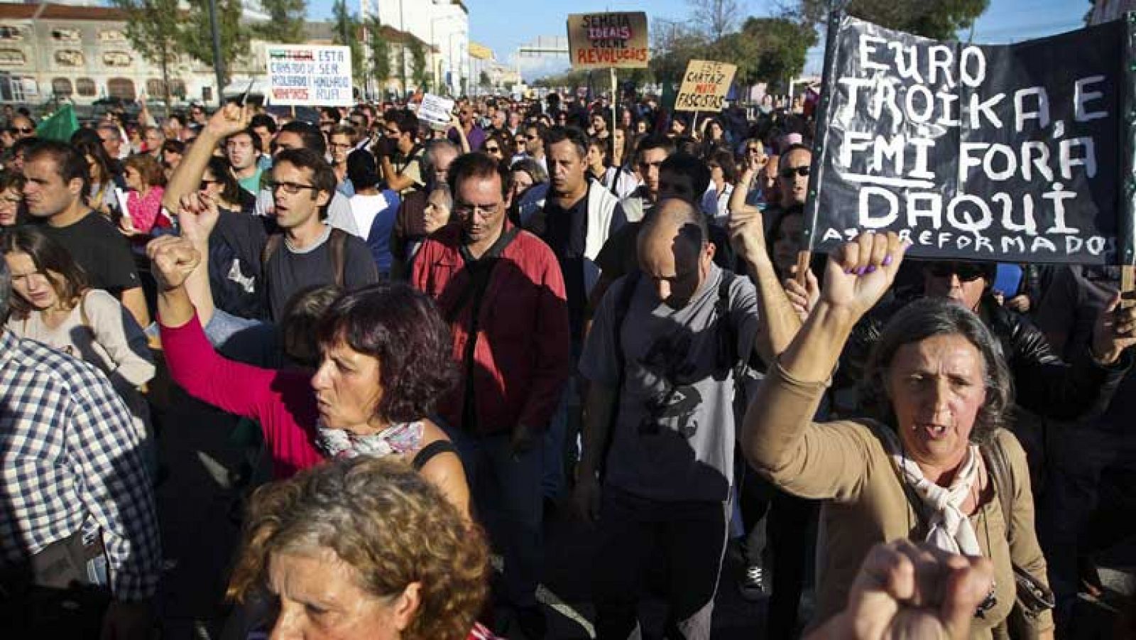 Telediario 1: Manifestación en Portugal | RTVE Play