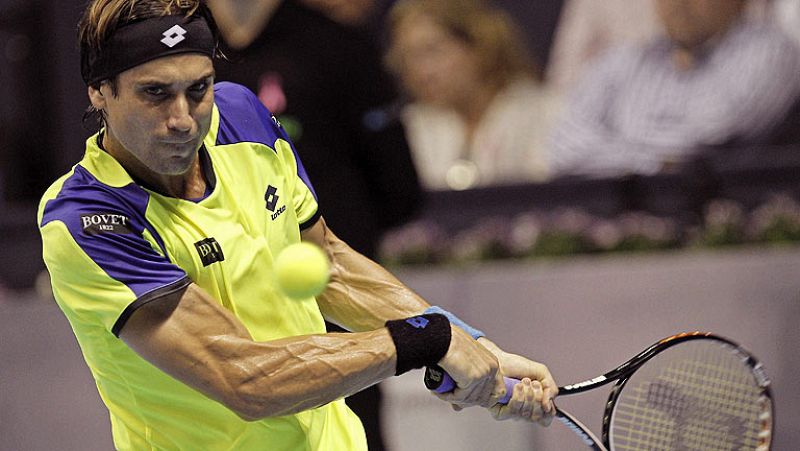 El español David Ferrer disputará este domingo la final del Open 500 de Valencia contra el ruso Youzhny tras desbancar en la semifinal al murciano NIcolás Almagro.