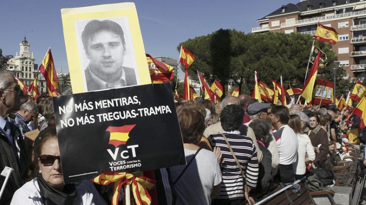 Informativo 24h - Cientos de personas se concentran en Madrid para protestar por el fin de la 'doctrina parot'