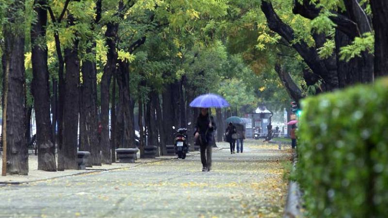 Fuertes lluvias en Canarias y Galicia, y despejado en la mitad sur