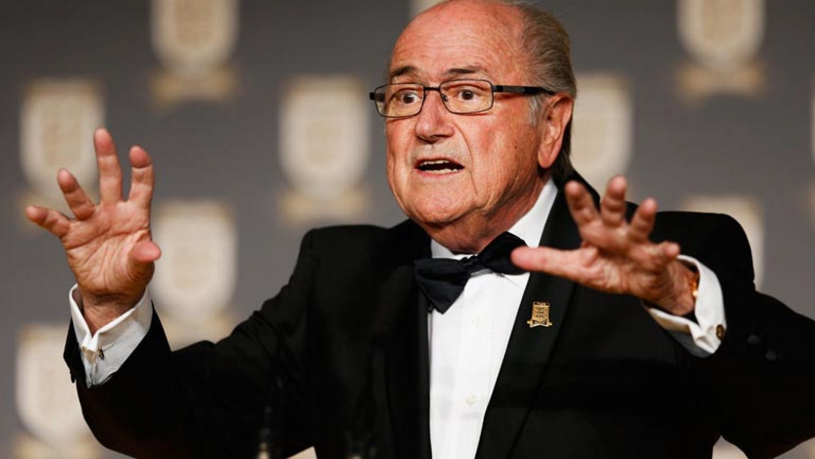 Blatter se mofa de Cristiano y prefiere a Messi 