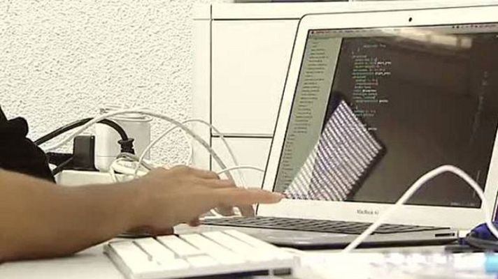 Telediario 1 - Descargas en internet