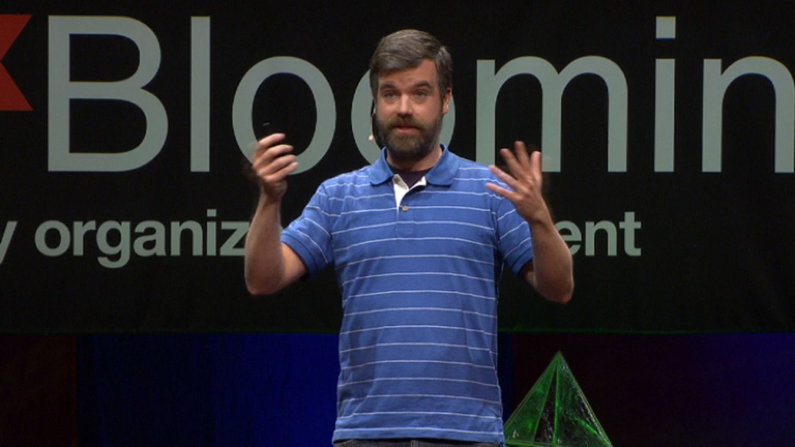 Charlie Todd: La experiencia compartida del absurdo - Ver ahora