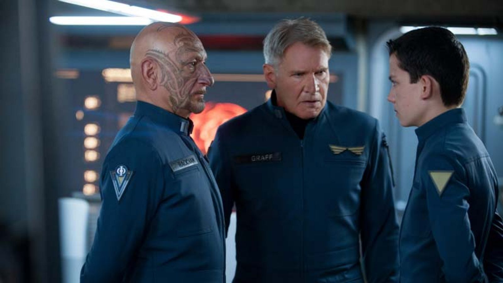 'El juego de Ender' destapa el lado maquiavélico de Harrison Ford y Ben Kinsgley | Ver