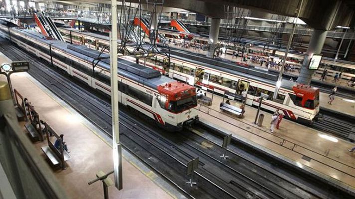 Telediario 1 - Tranquilidad en el inicio de la huelga de 24 horas en Renfe y Adif