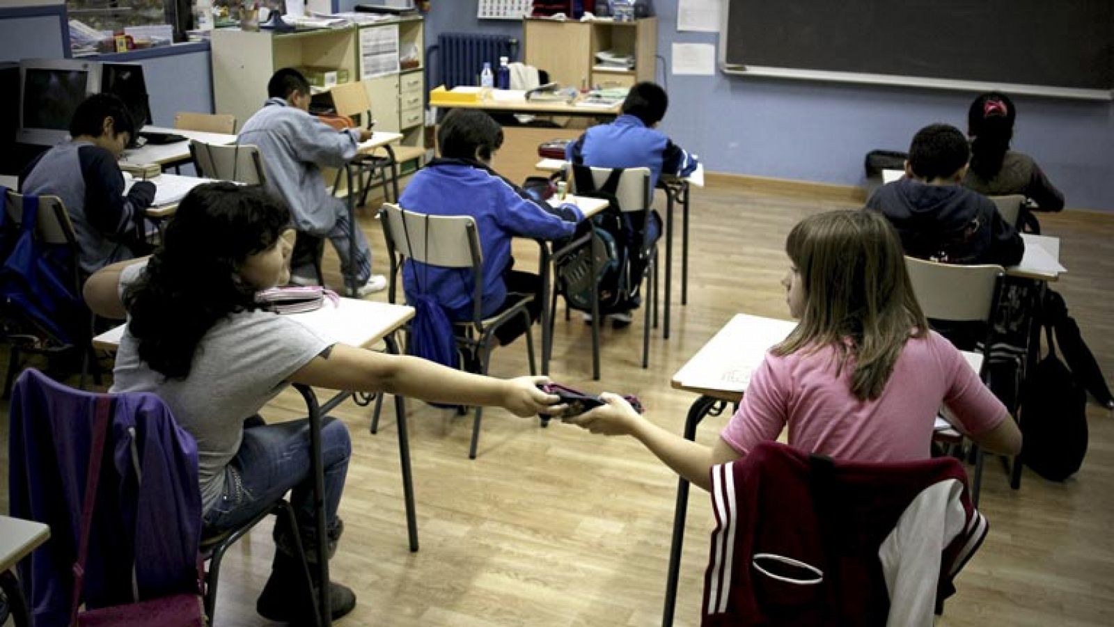 Informativo 24h: La religión no será obligatoria en el Bachillerato con la LOMCE, como pedía la Conferencia Episcopal | RTVE Play