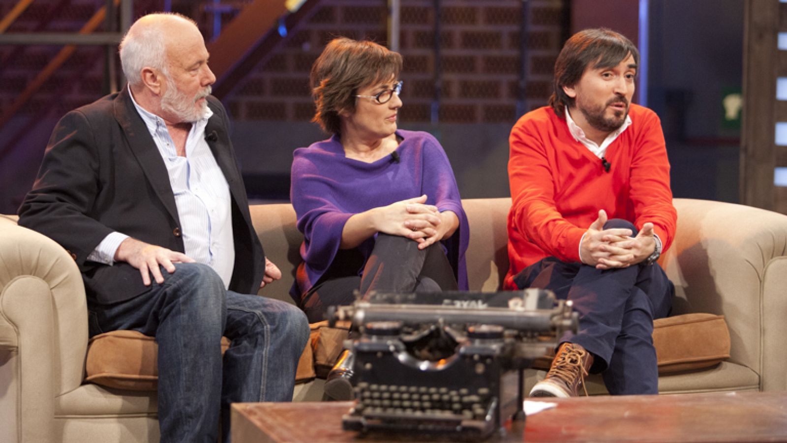 El debate: "Perder los papeles", ¿cómo ha cambiado internet a la industria periodística? - Ver ahora