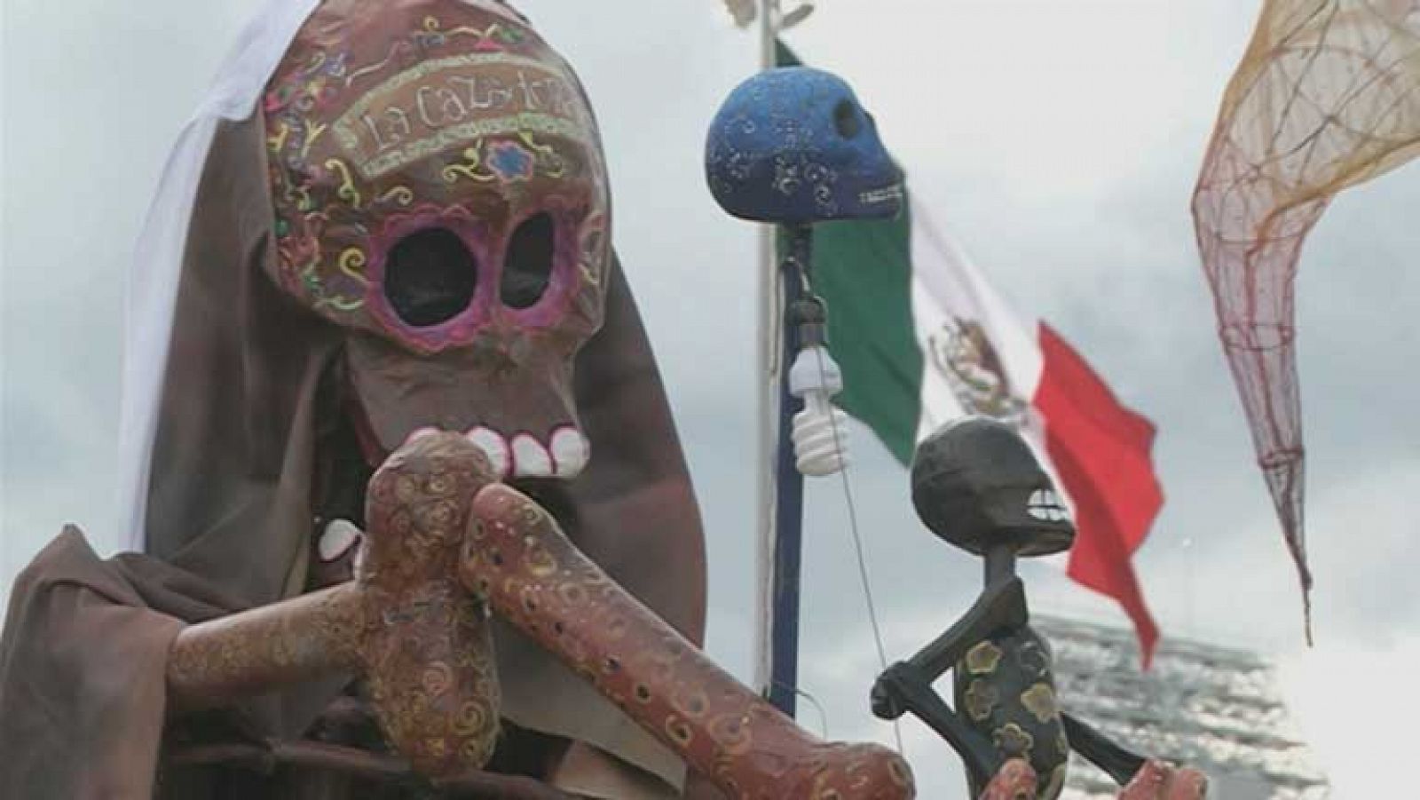 Telediario 1: Día de los Muertos en México | RTVE Play