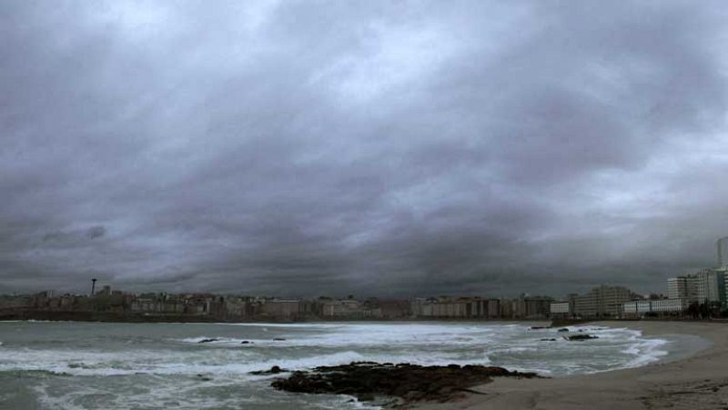 Muy nuboso o cubierto en el extremo noroeste peninsular