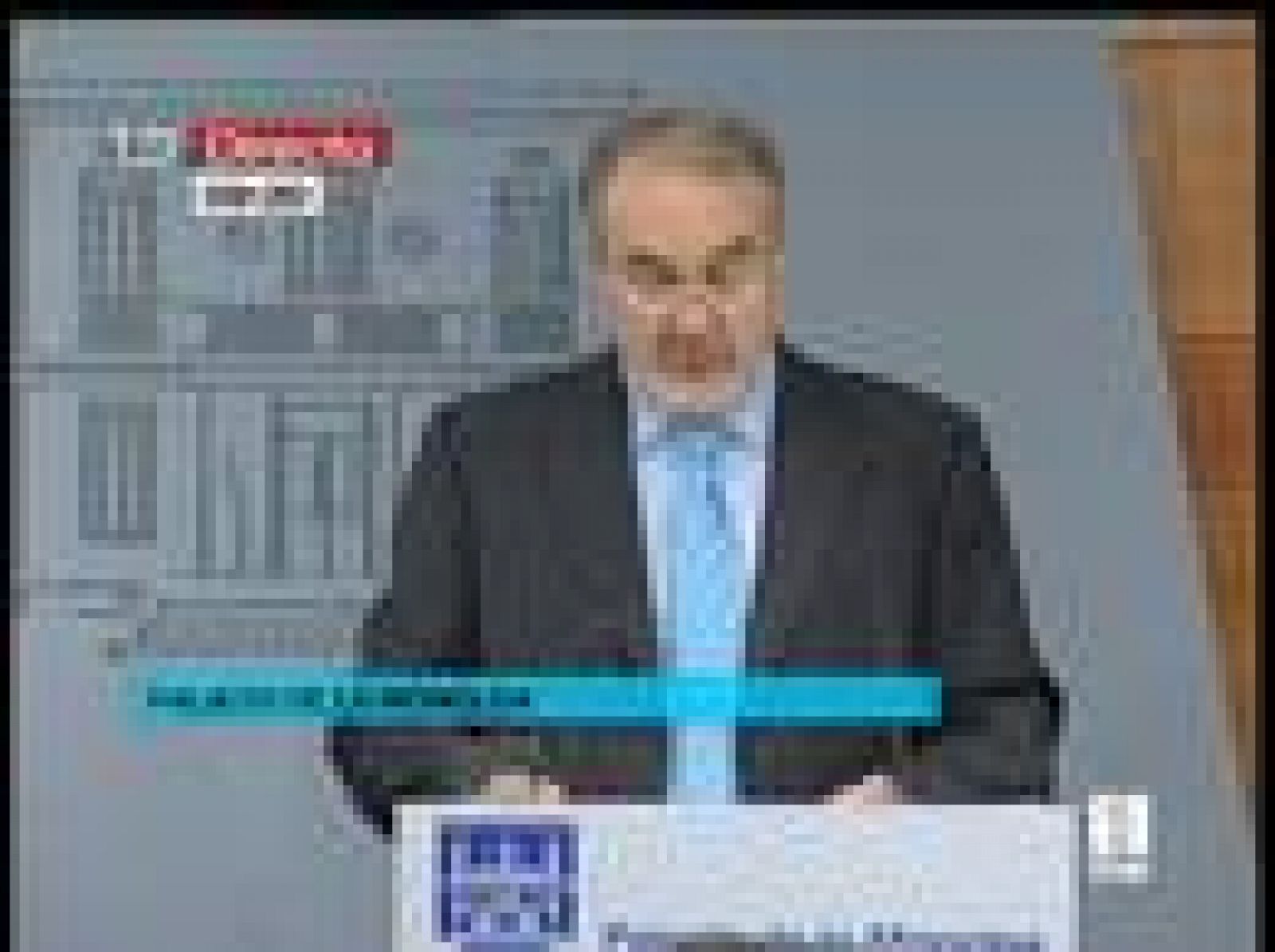 El vicepresidente del Gobierno y ministro de Economía, Pedro Solbes, ha achacado el incremento del IPC en la incesante subida del precio del petróleo, además de el aumento de los precios de los alimentos tras la huelga de transporte vivida en junio. (11/07/08)