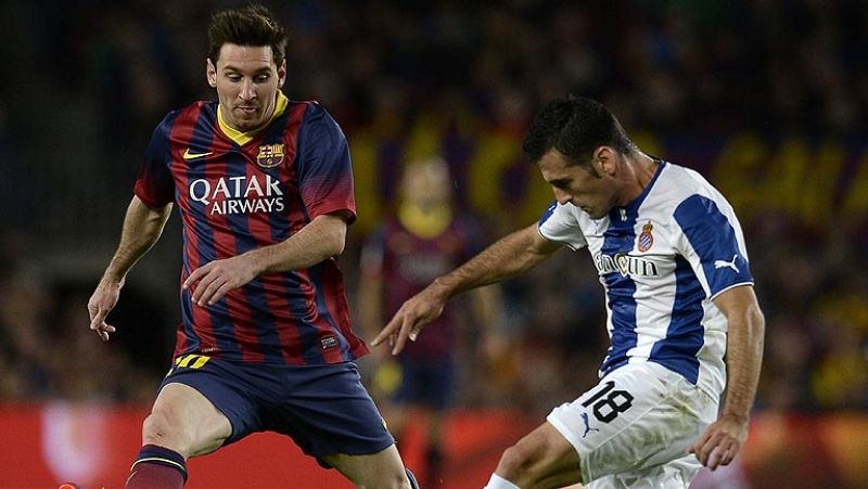 Messi mantuvo en el derbi catalán su sequía goleadora