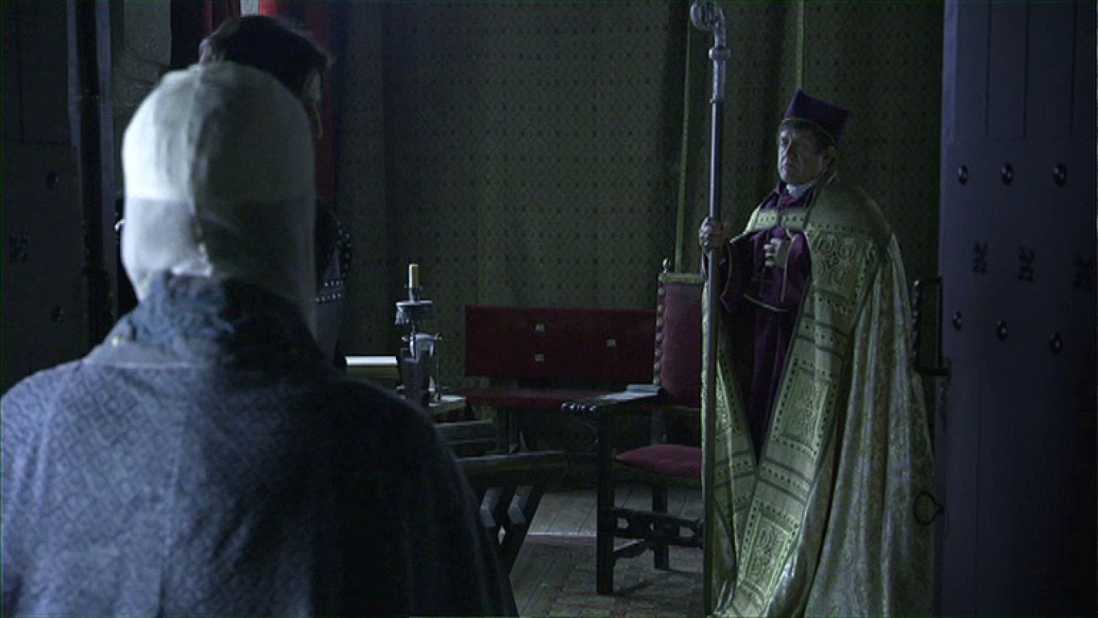 ¿Visitó Isabel a Carrillo?