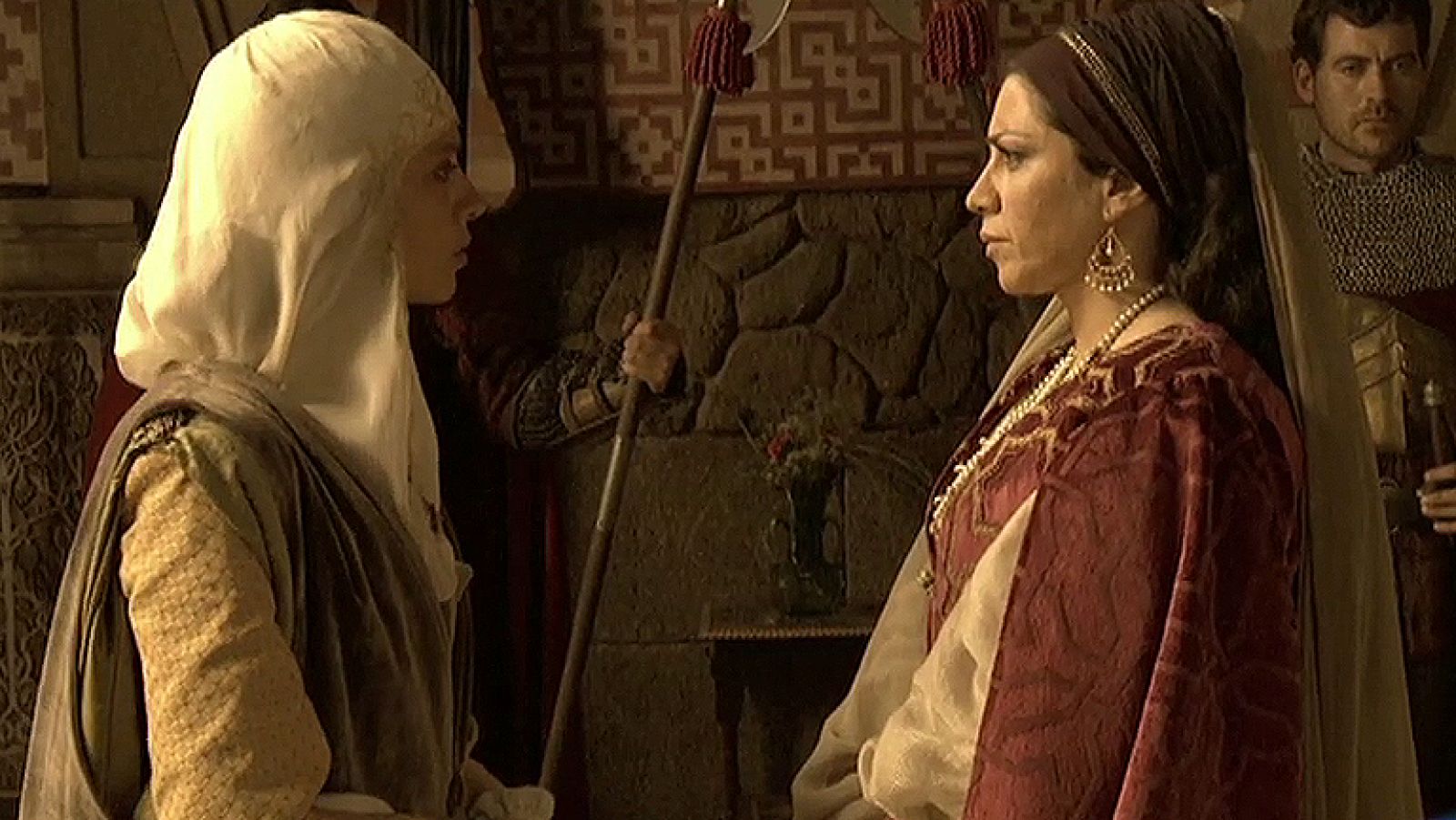 Aixa se reúne con Isabel