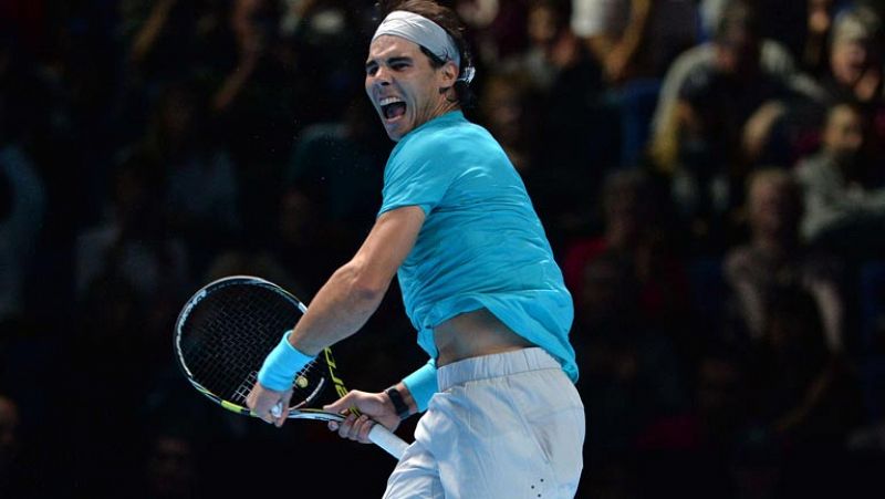 Nadal pelea para vencer a Wawrinka