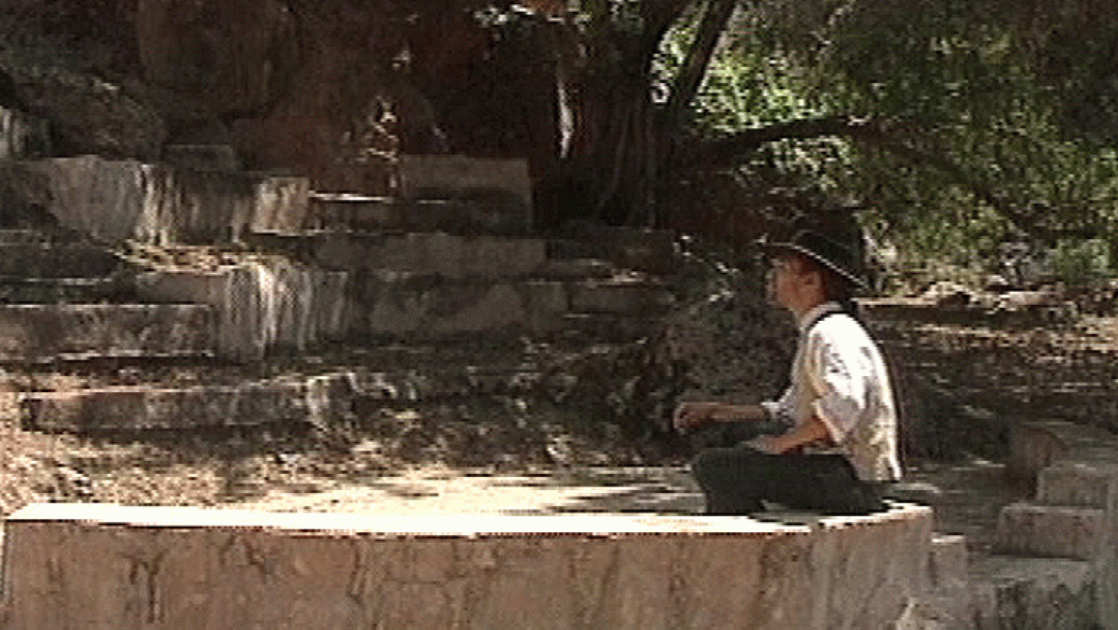 La Aventura del Saber - Estampas contemporáneas. Robert Graves trabaja en Nueva Creta
