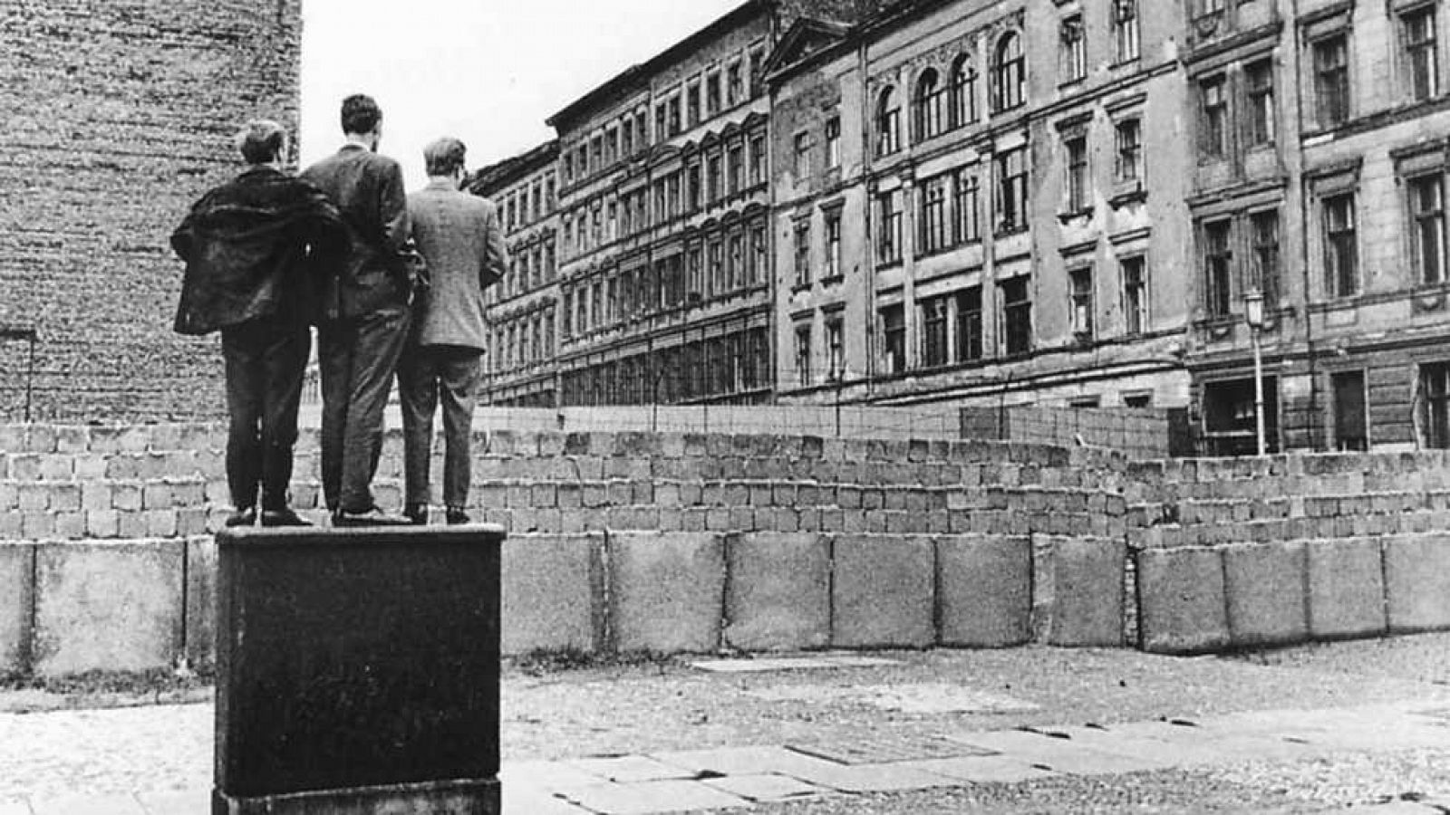 Docufilia - Los años del muro. La vida en el Berlín dividido