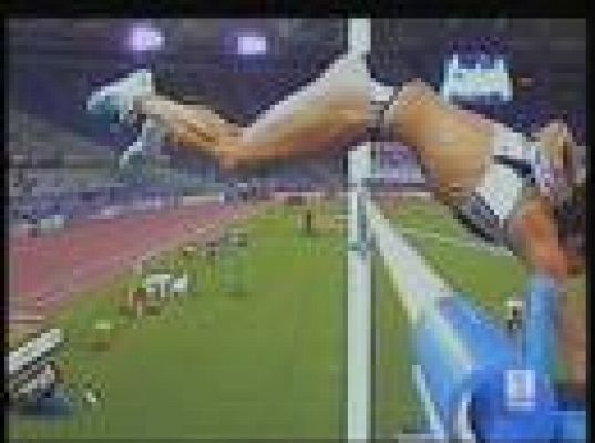  - Isinbayeva, récord a 27 días