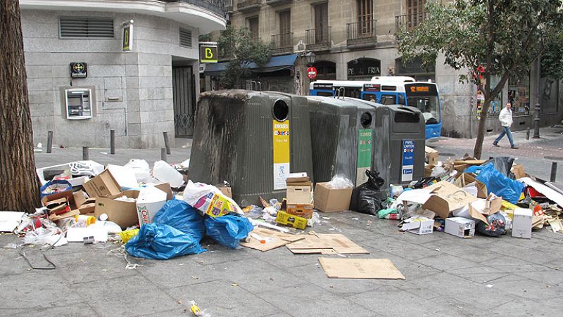 Cuarto día de huelga indefinida de limpieza en Madrid 