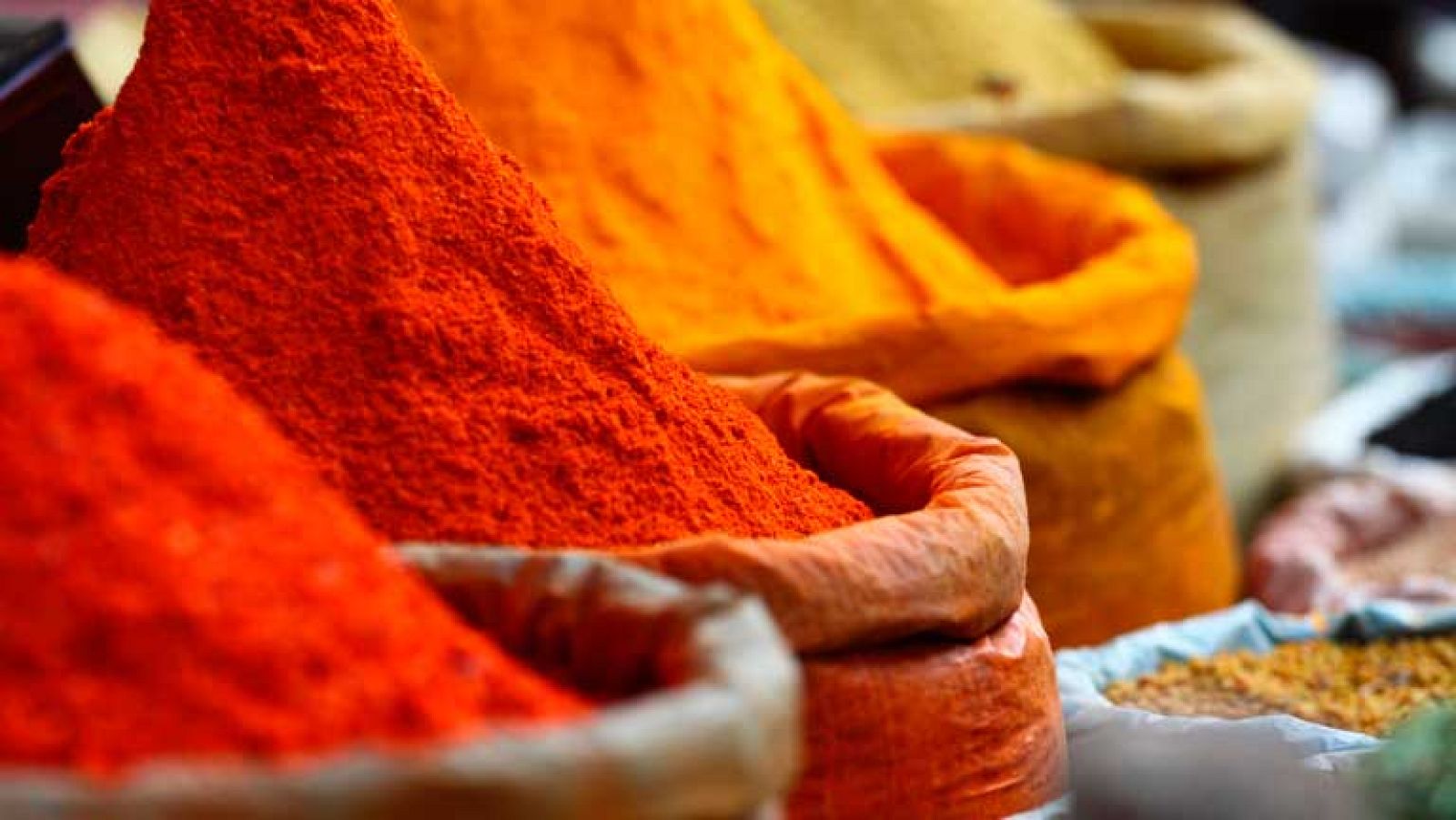 Zoom Tendencias - Marrakesch, la ciudad de las mil y una sensaciones - 09/11/13 - ver ahora