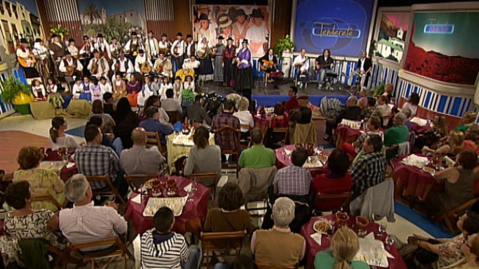 Tenderete - 10/11/13 La agrupación "Guayadeque" y el timplista Germán López, en "Tenderete" - Tenderete | Ver