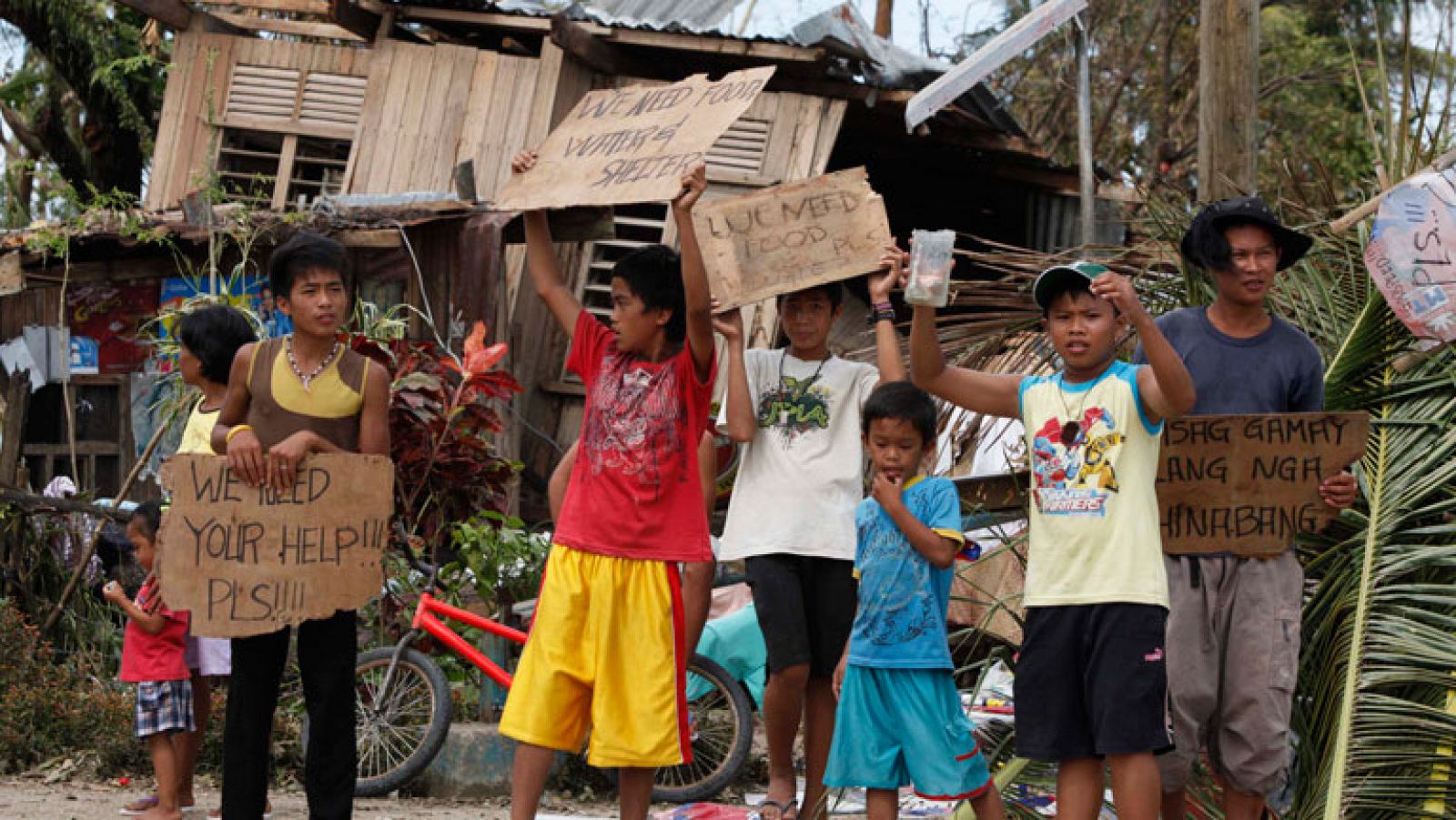 Telediario 1: Destrucción en Filipinas | RTVE Play