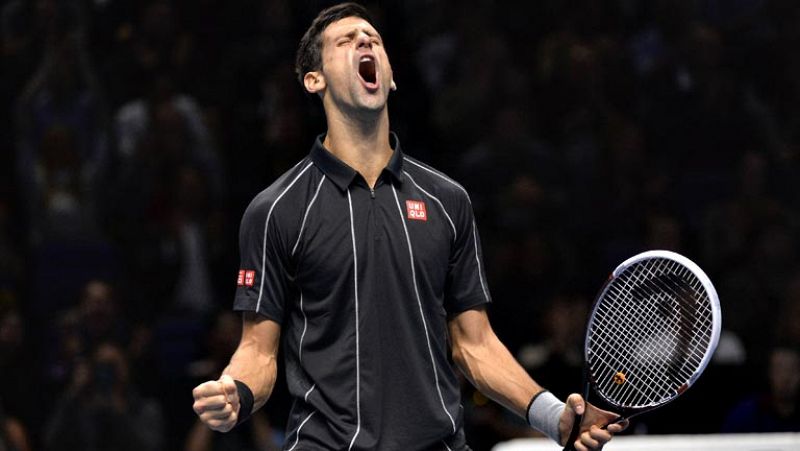 El español Rafael Nadal dejó escapar hoy por segunda vez en su carrera la final de la Copa de Maestros al perder en Londres ante el serbio Novak Djokovic por 6-3 y 6-4, en una hora y 36 minutos. El número uno del mundo ya cayó hace tres años, ante el