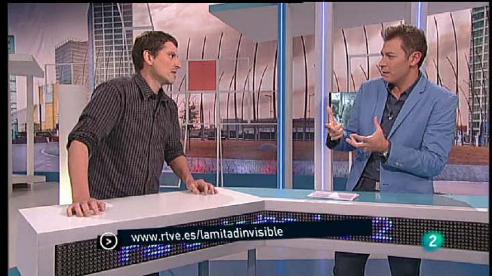 Para Todos La 2 - La mitad invisible -  "Luces de Bohemia"