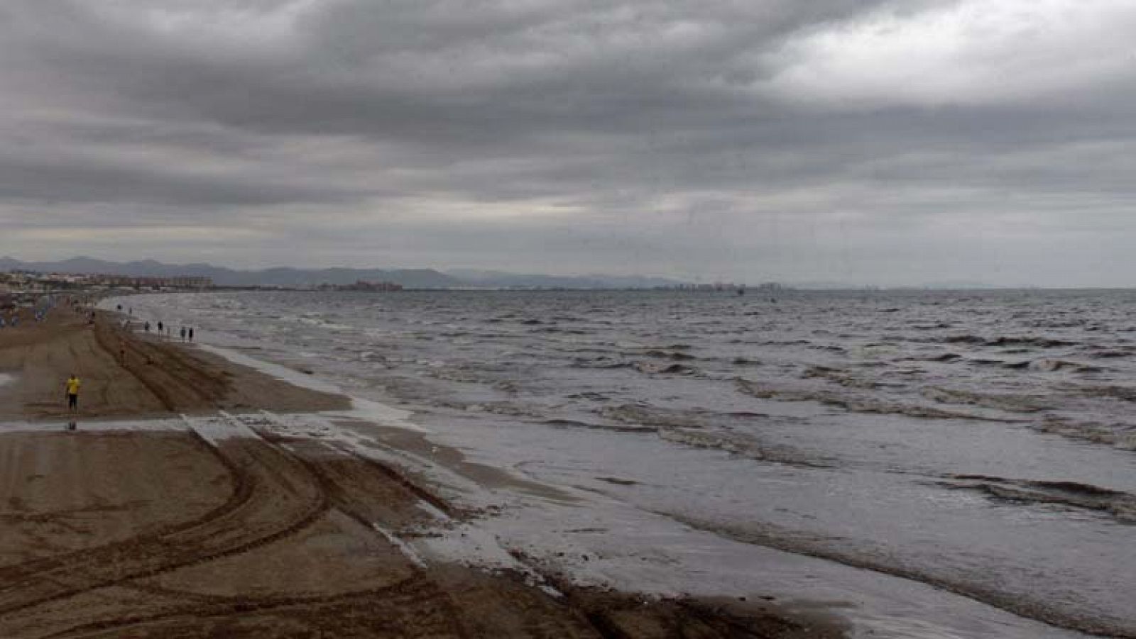 El tiempo: Lluvias localmente fuertes en el sureste peninsular y en Ibiza | RTVE Play