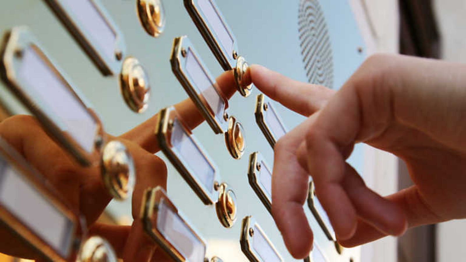 Repor - A puerta fría - ver ahora