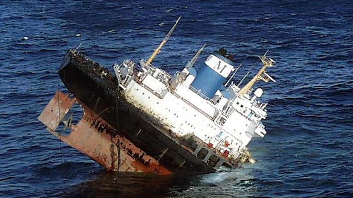 Telediario 1 - Hoy se hará pública la sentencia por el hundimiento del Prestige