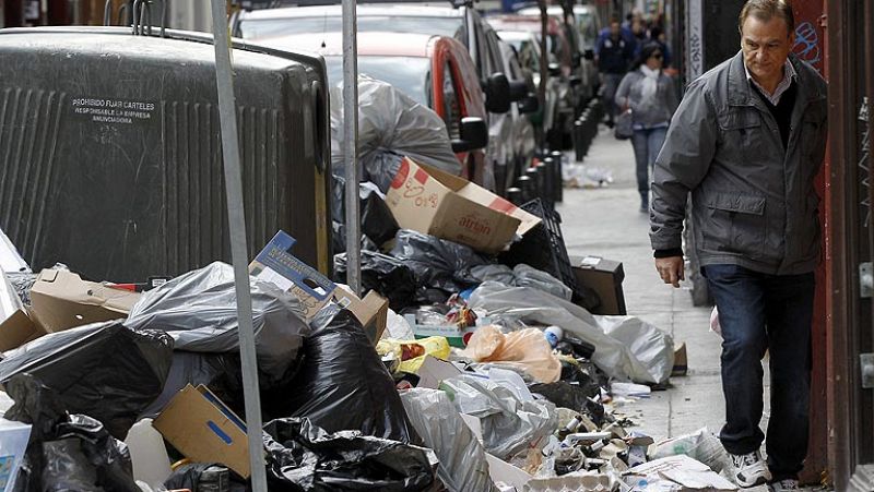 El Ayuntamiento de Madrid asumirá la limpieza de la ciudad si no hay acuerdo en 48 horas - Informativo 24h | Ver