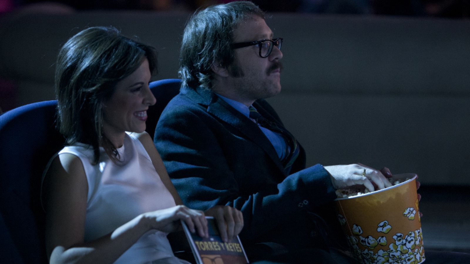 Torres y Reyes - Saben quién eres - ver ahora