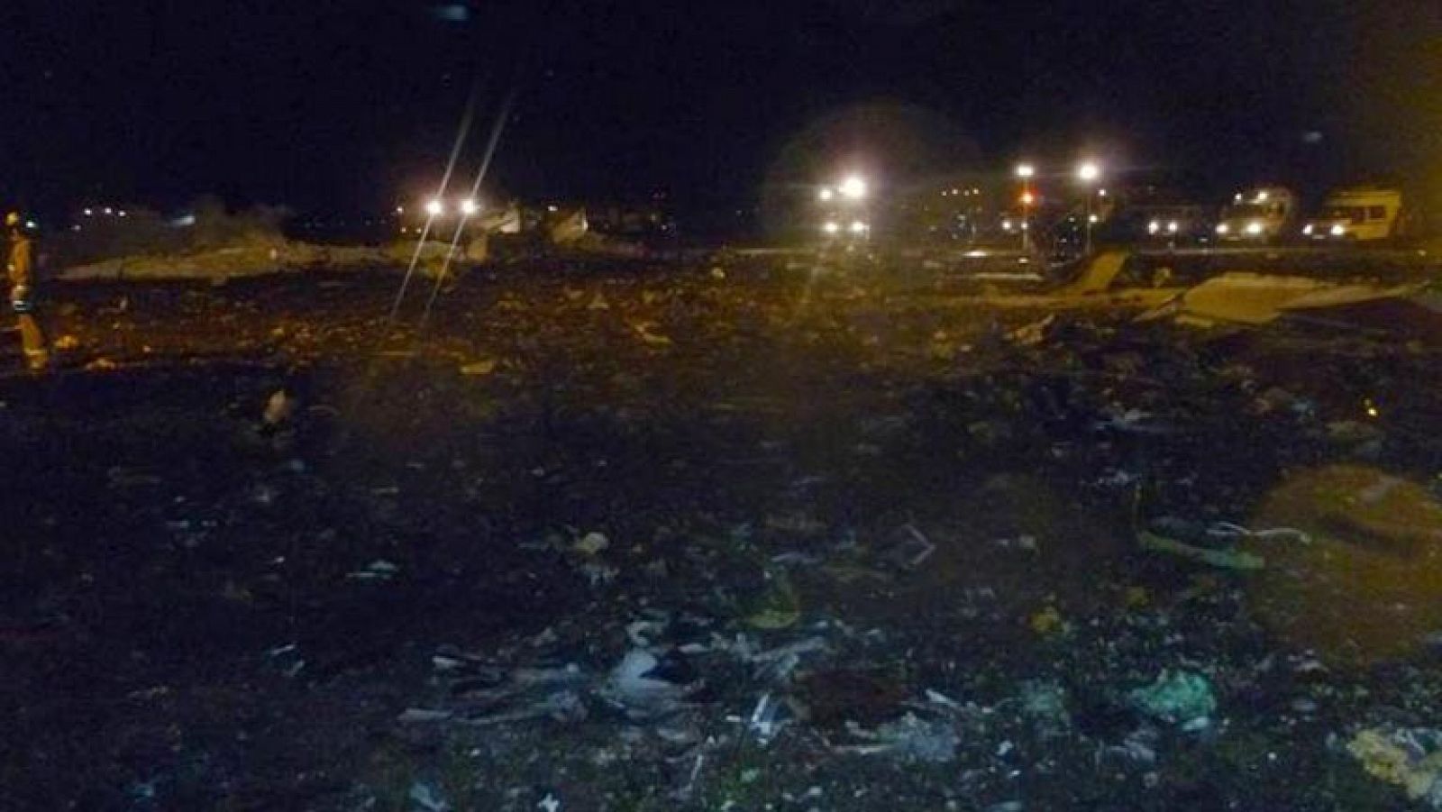 Informativo 24h: Mueren 50 personas al estrellarse un avión de pasajeros en Rusia | RTVE Play