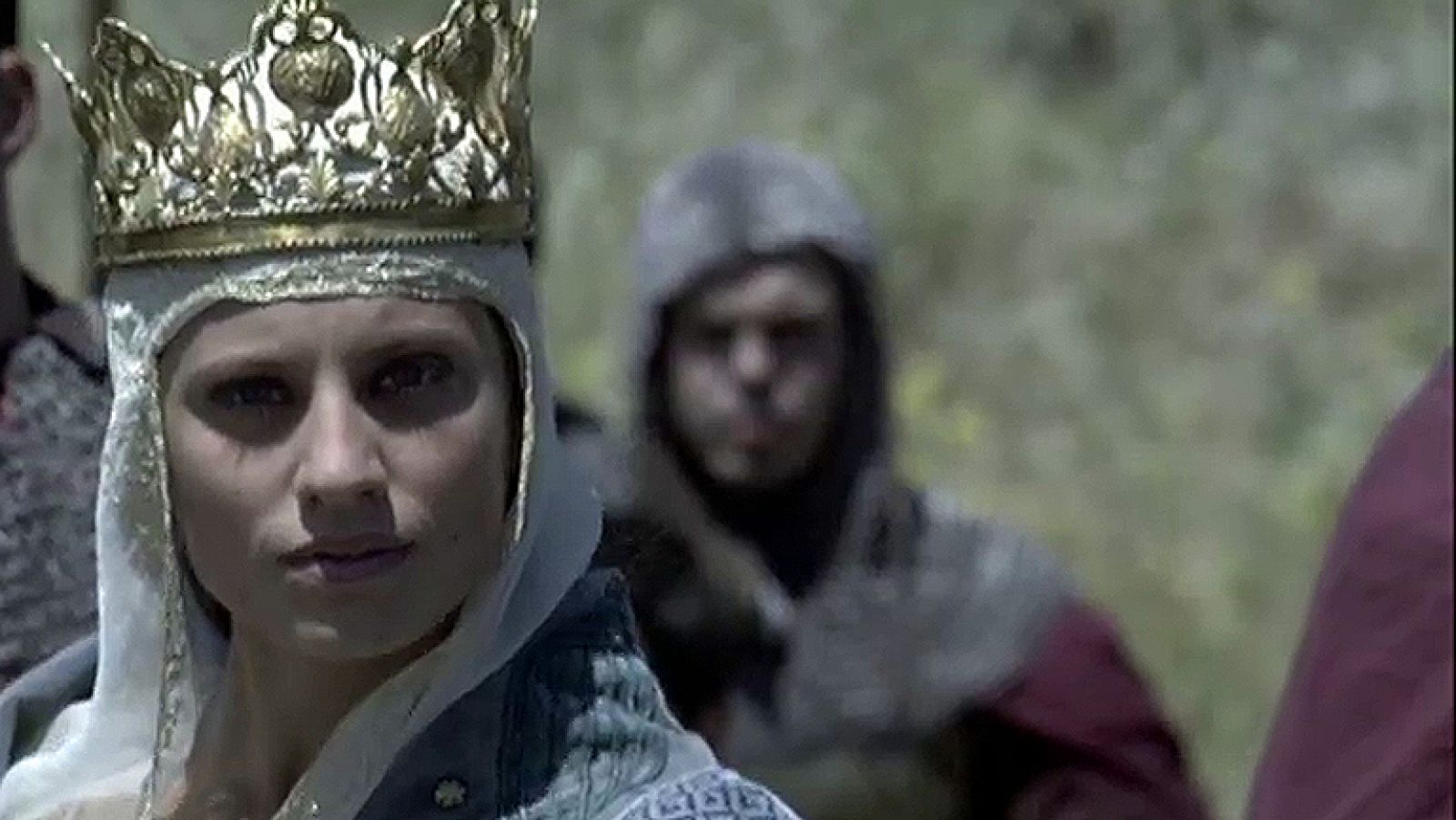 Isabel - La reina se pasea delante de las murallas de Málaga