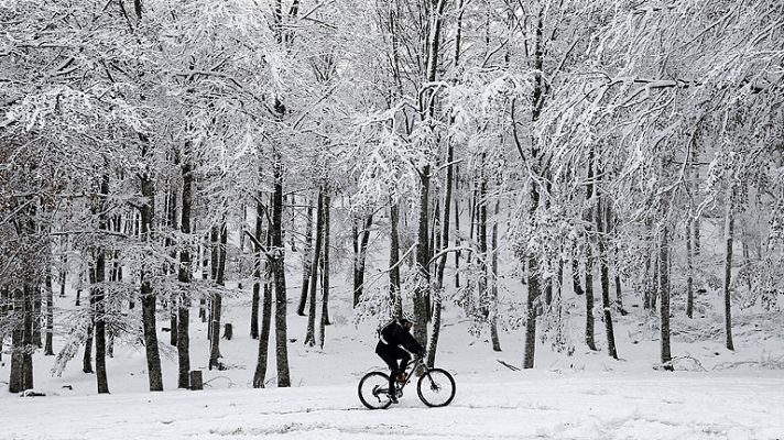 Día de lluvias, viento y nieves